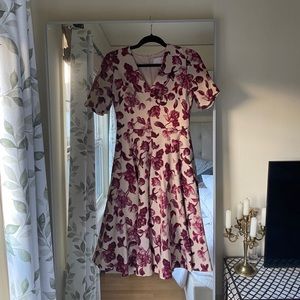 Gal Meets Glam Floral Edith